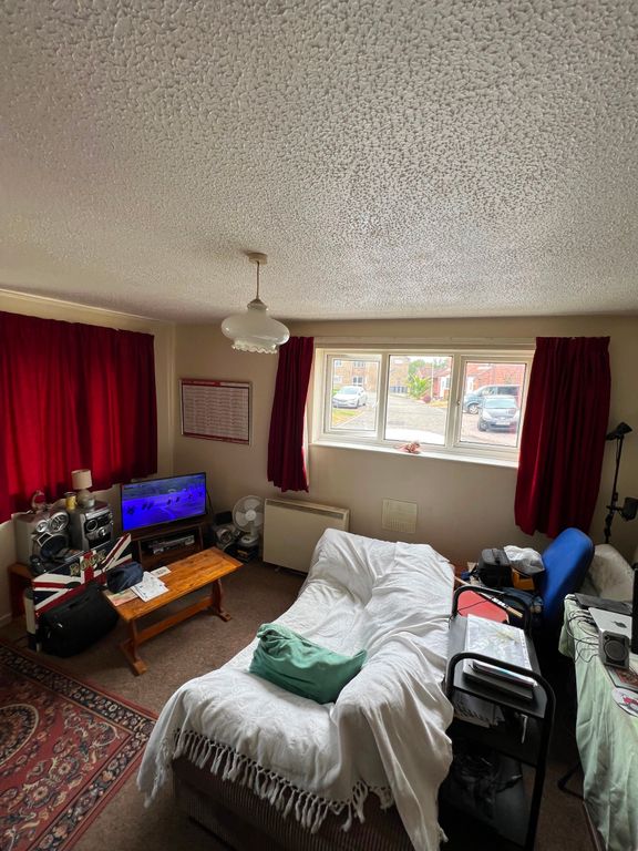 Property photo 3 of 5