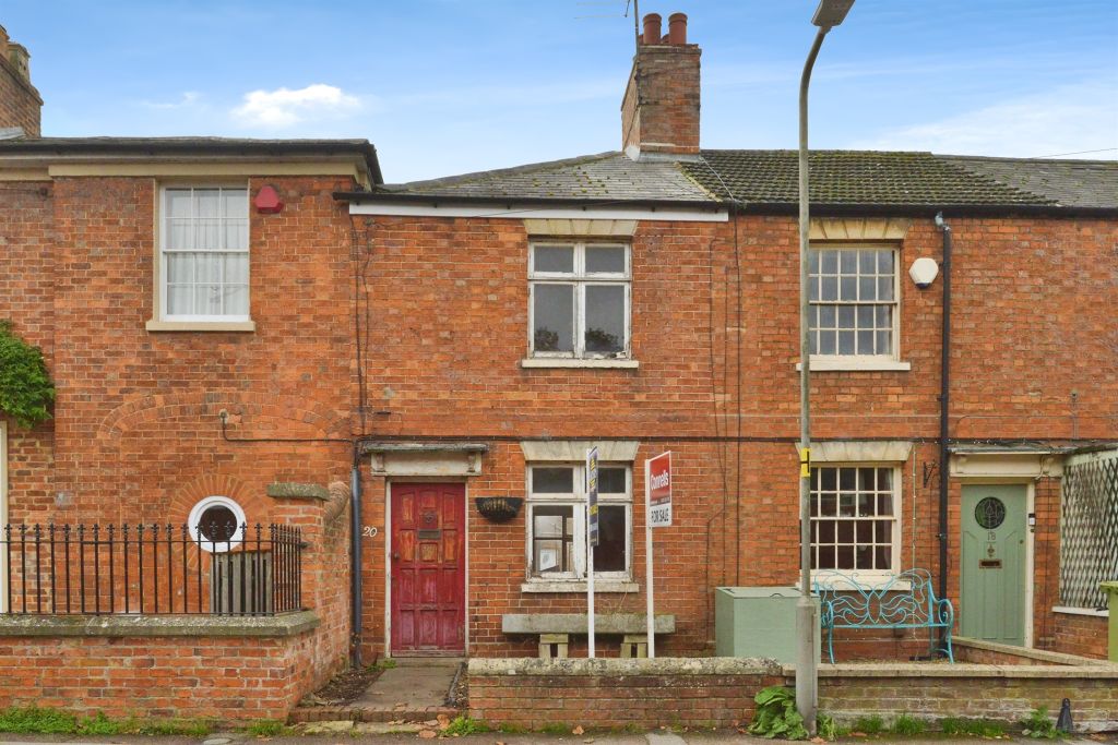 Property photo 1 of 17