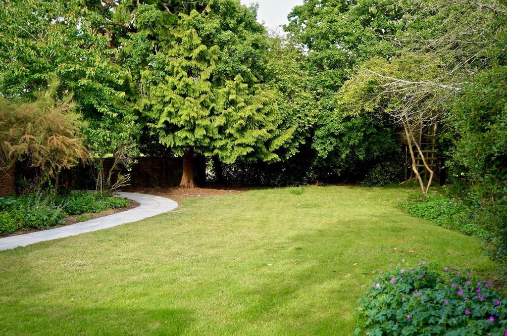 Property photo 2 of 11 Dsc08890.Jpeg