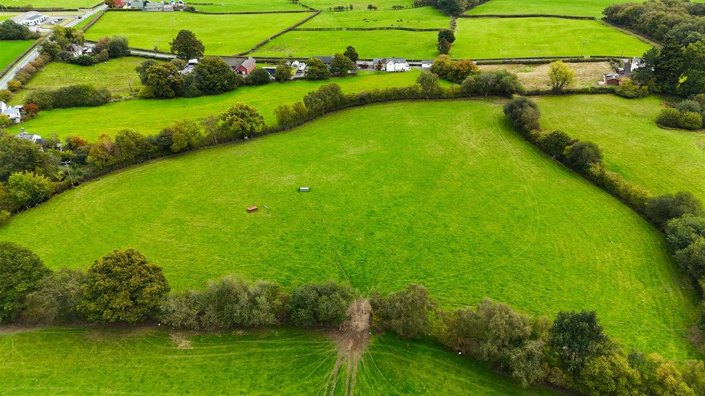 Property photo 2 of 10 Dji_20250930164306_0443_D.Jpg