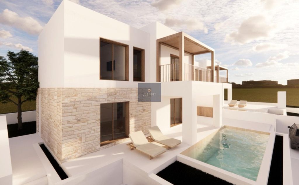 Property photo 3 of 5