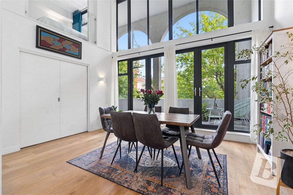 Property photo 1 of 16 Dining Area