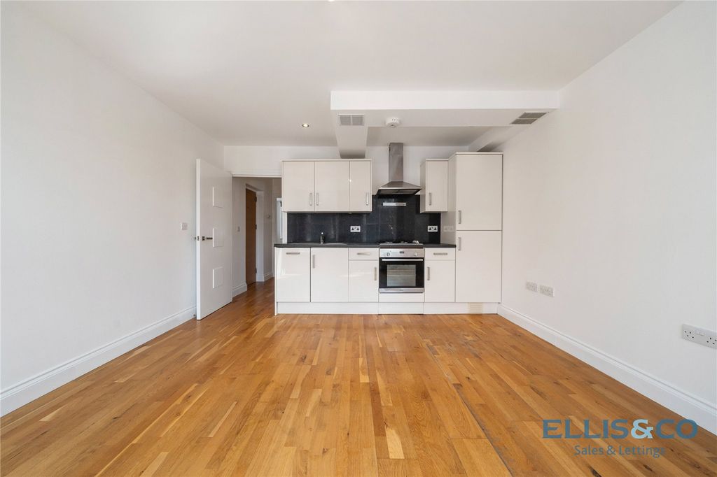 Property photo 1 of 13 Picture No. 26