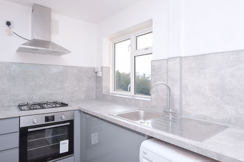 Property photo 2 of 8 Kitchen