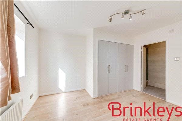 Property photo 3 of 11 Photo