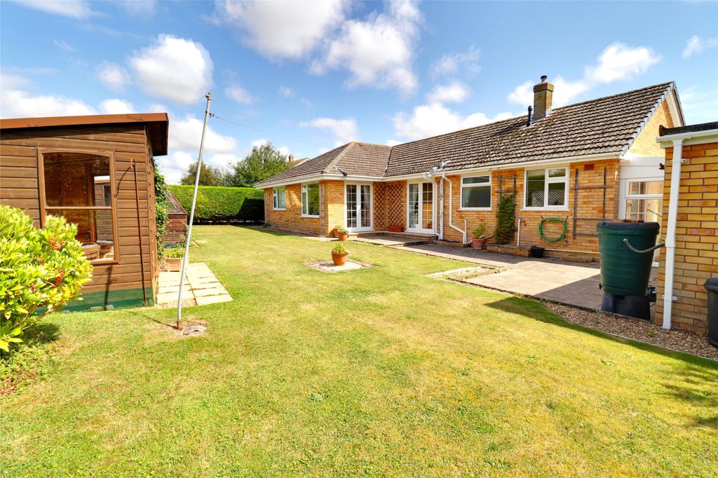 Property photo 1 of 15 Picture No. 14