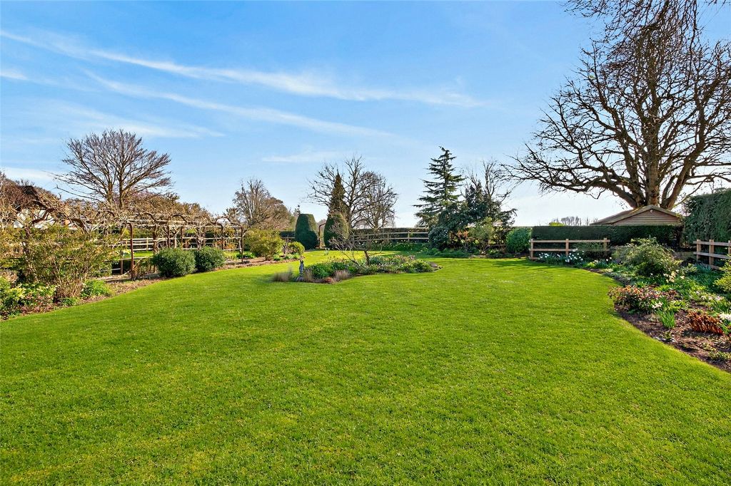 Property photo 3 of 18 Picture No. 05