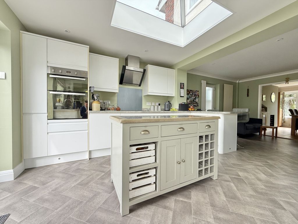 Property photo 1 of 26 Photo 8