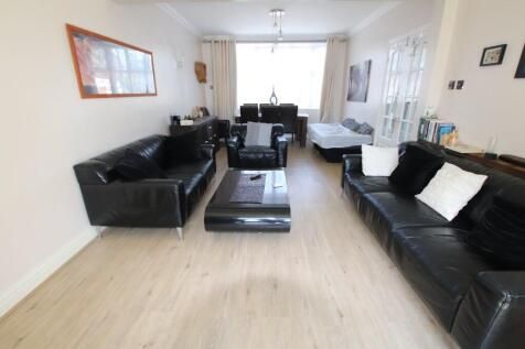 Property photo 2 of 18 236954_131Wood_Img_01_0000_Max_476x317