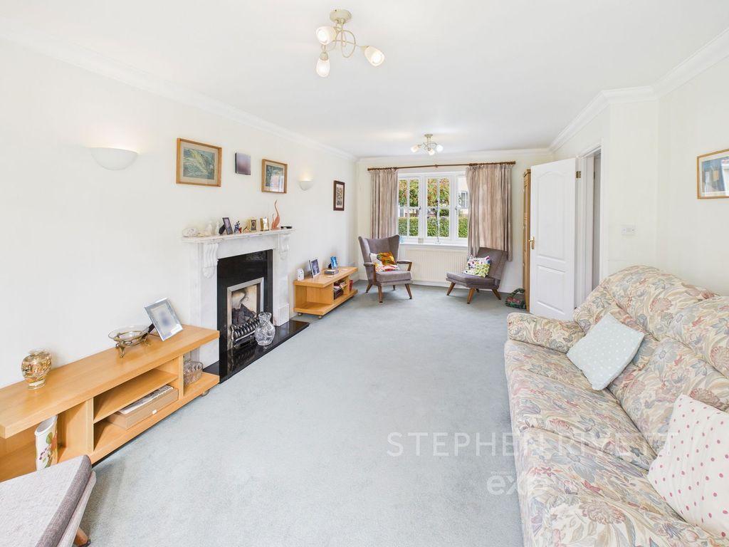 Property photo 3 of 18