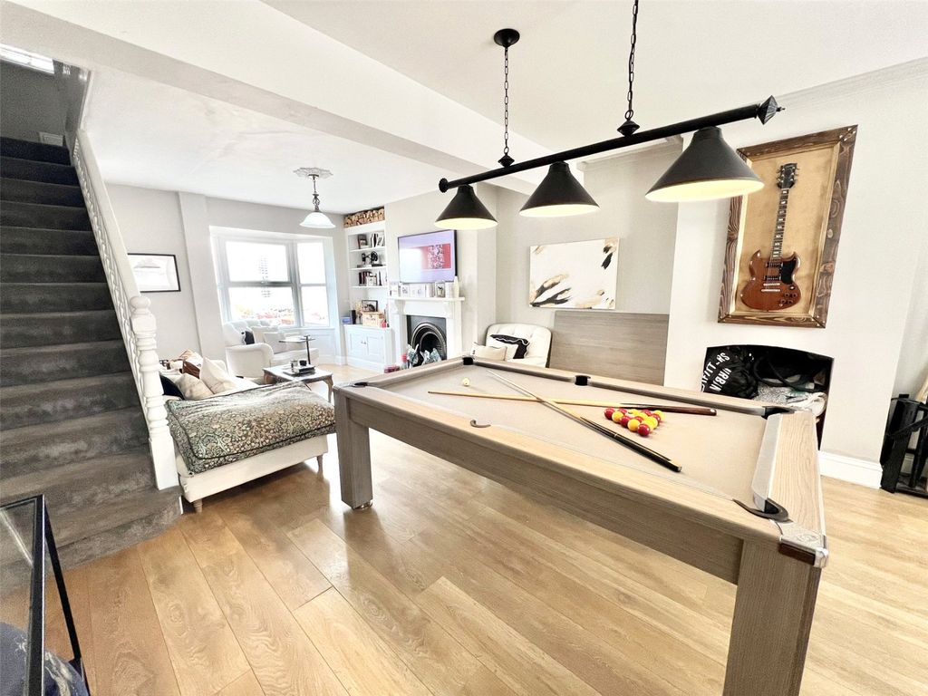 Property photo 3 of 32 Picture No. 27