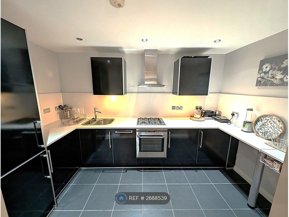 Property photo 2 of 35 Kitchen