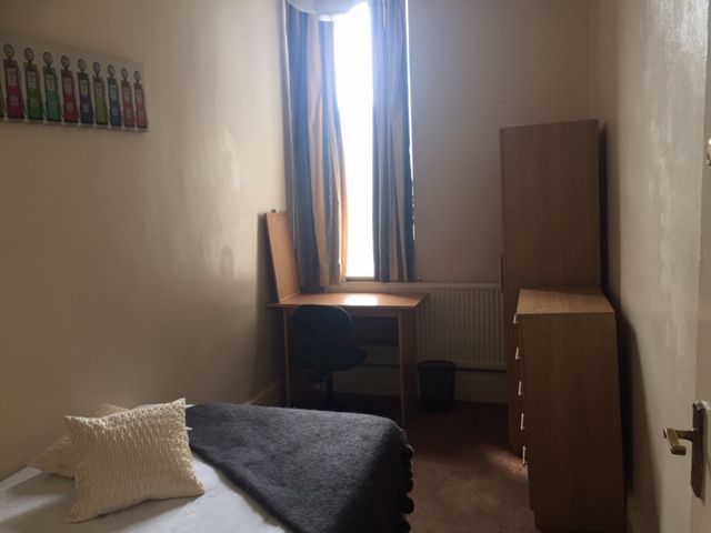 Property photo 2 of 6