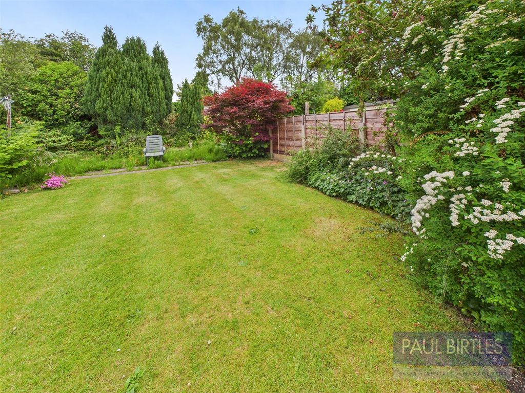 Property photo 2 of 11 Cam04378G0-Pr0152-Still010.Jpg