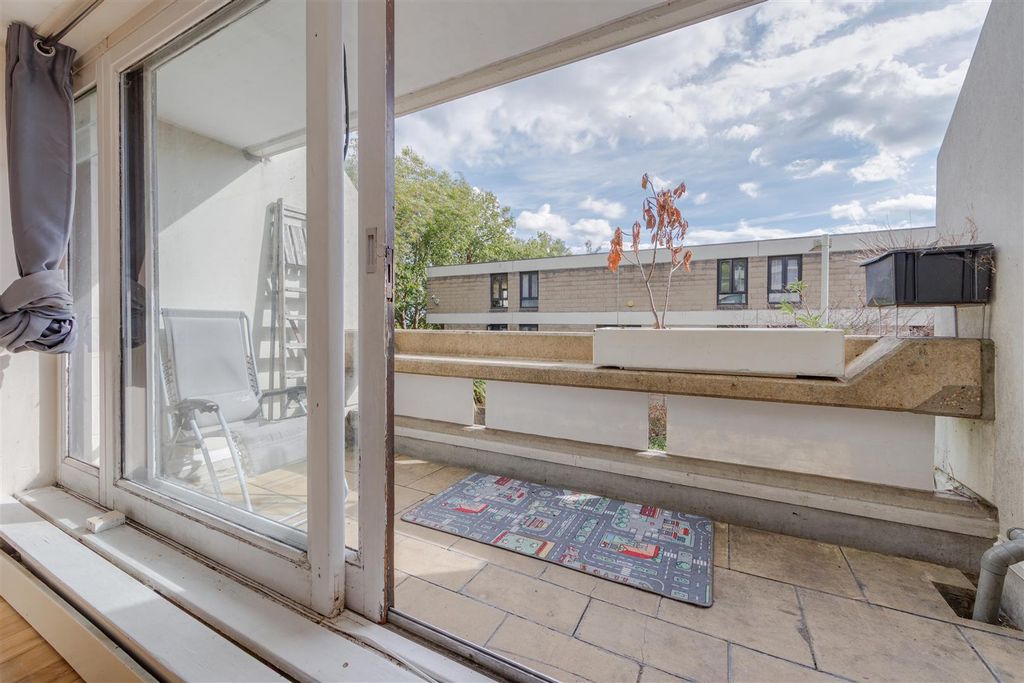 Property photo 3 of 11 0014.Jpg