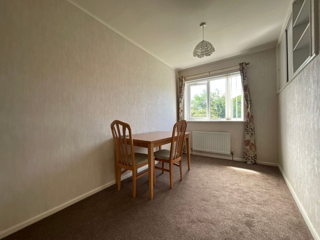 Property photo 3 of 9 4273777