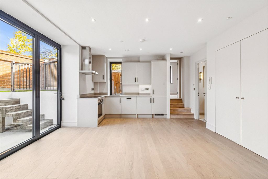 Property photo 1 of 10 Picture No. 06