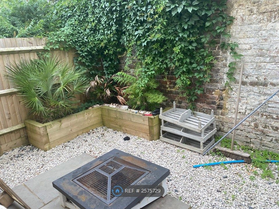 Property photo 3 of 26