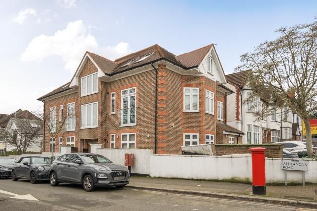 Property photo 1 of 13 External View