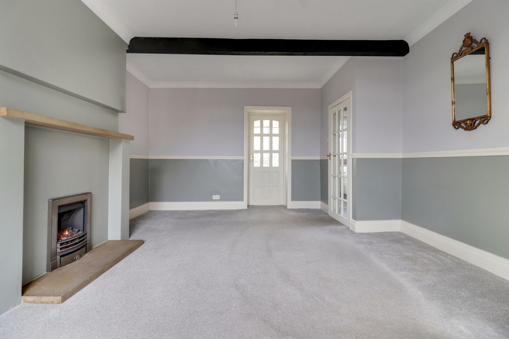 Property photo 3 of 12 Img_0991-Img_0993-1