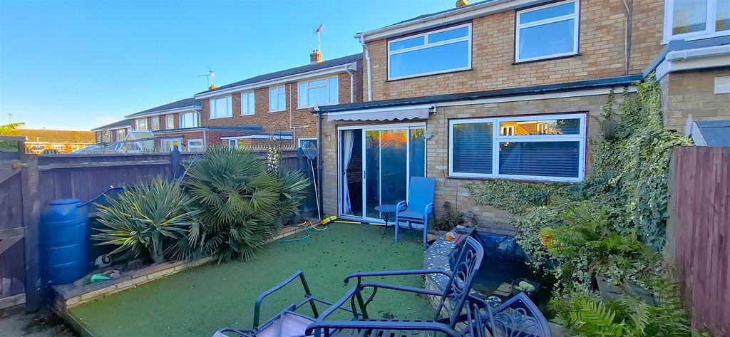 Property photo 2 of 18 20251120_100648.Jpg