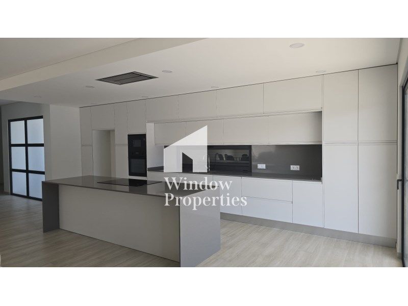 Property photo 3 of 28