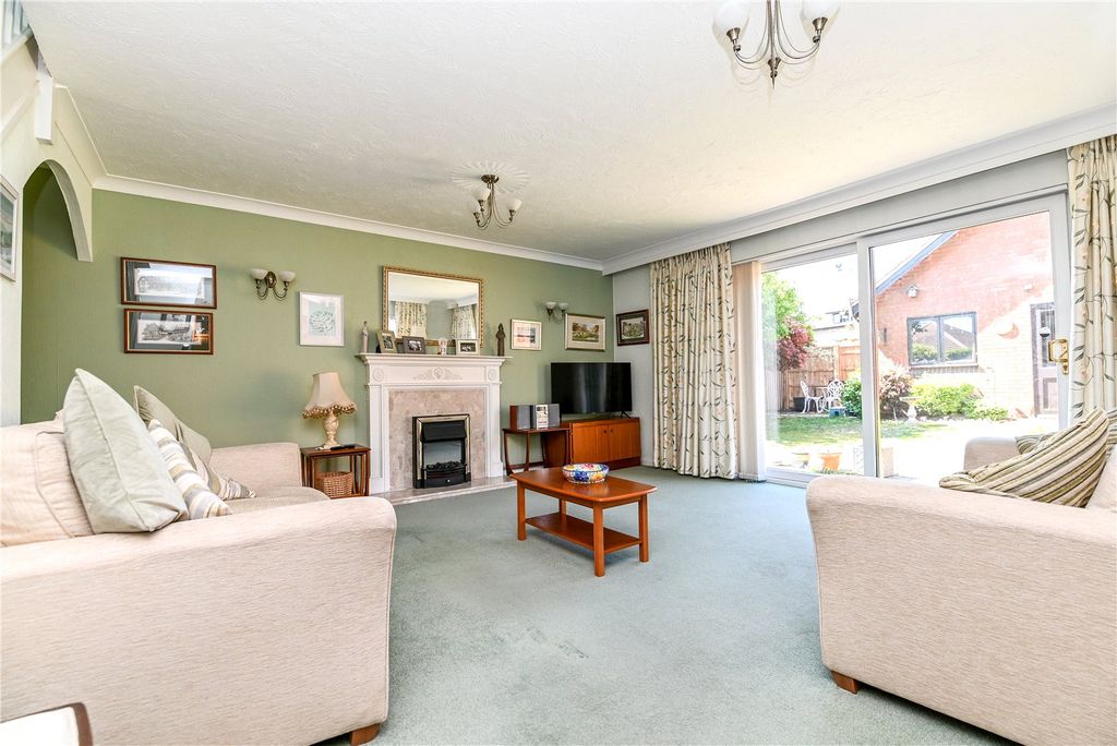 Property photo 2 of 15 Picture No. 04