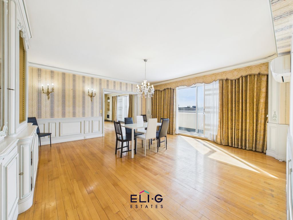 Property photo 3 of 18 Gallery