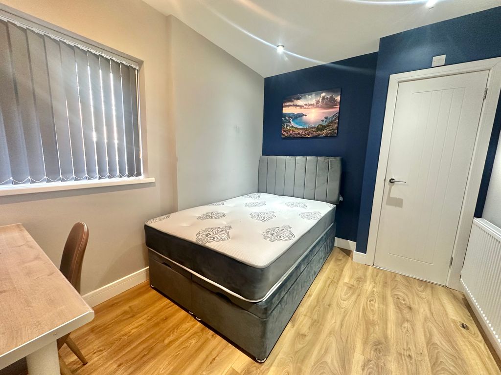 Property photo 2 of 6 Img_3812