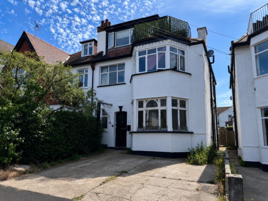 Property photo 1 of 5