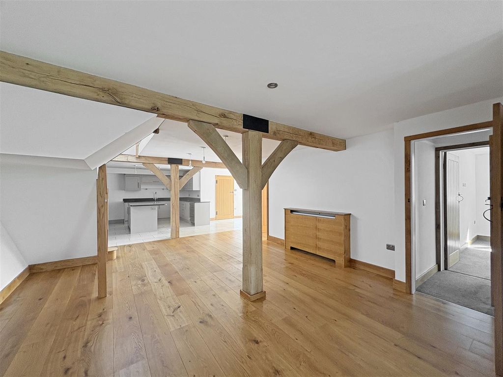 Property photo 3 of 15 Dd11d0d7784525851d59A5634930B15c5Ef21Bf7.Jpg