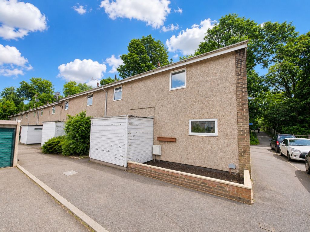 Property photo 1 of 8 External