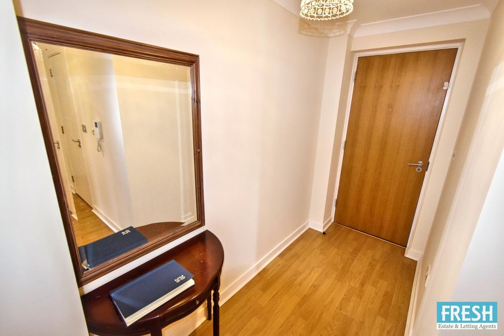 Property photo 3 of 24