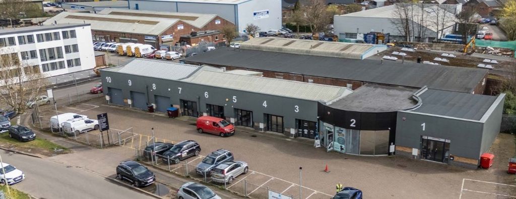 Property photo 1 of 6 Photo 4