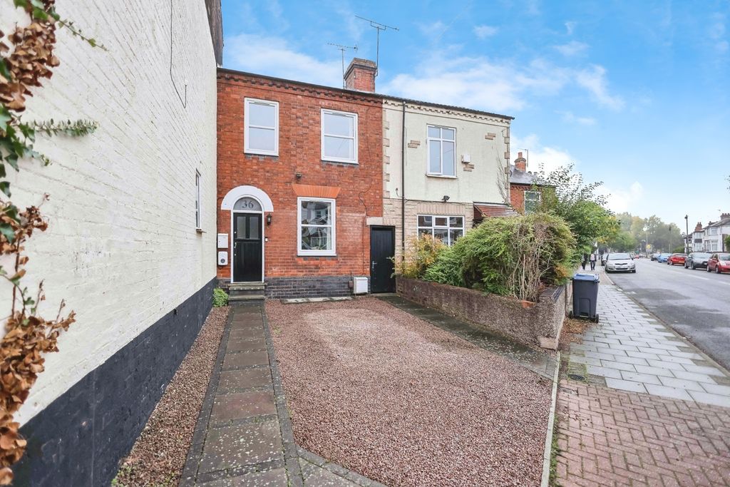 Property photo 1 of 17 Front