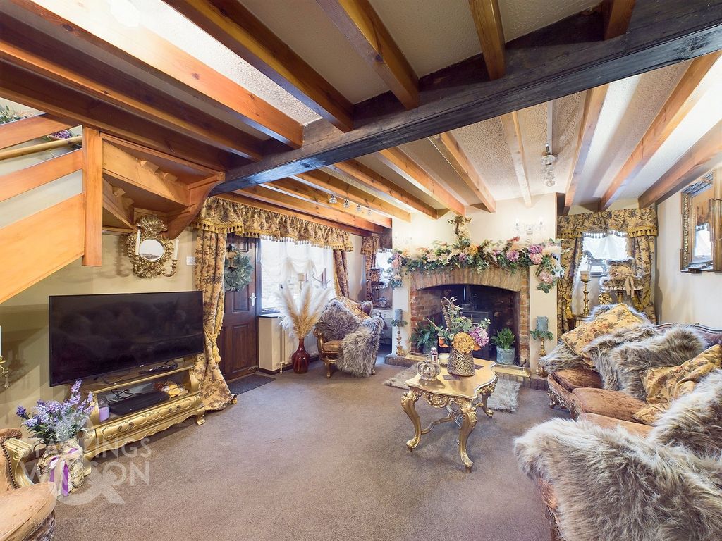 Property photo 3 of 23