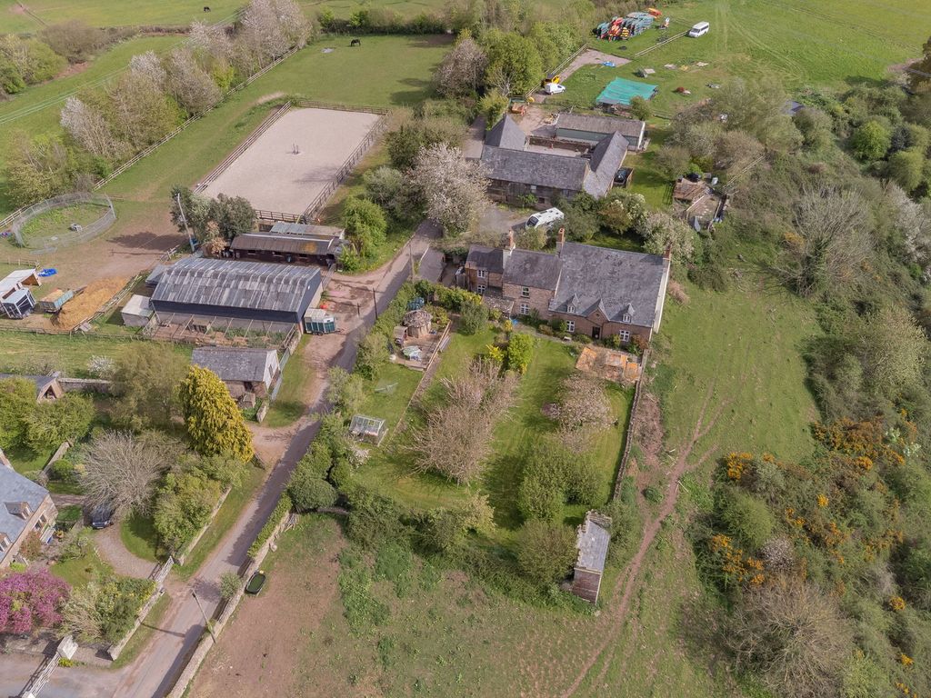 Property photo 2 of 13