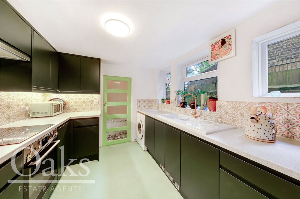 Property photo 3 of 16 Picture No. 08