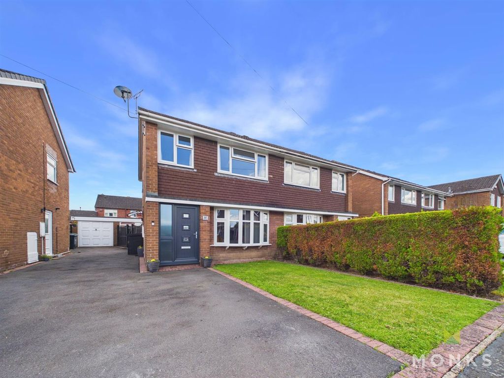 Property photo 1 of 21 E4451562523343638566013F695464F4_100_Cam01520G0-Pr