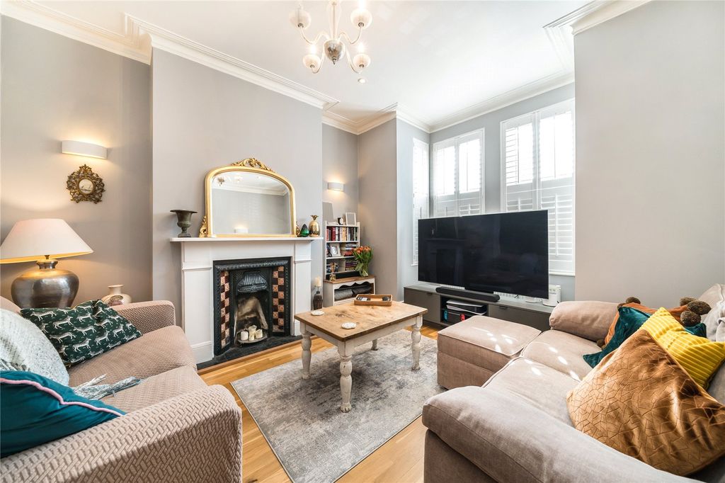 Property photo 2 of 13 Reception