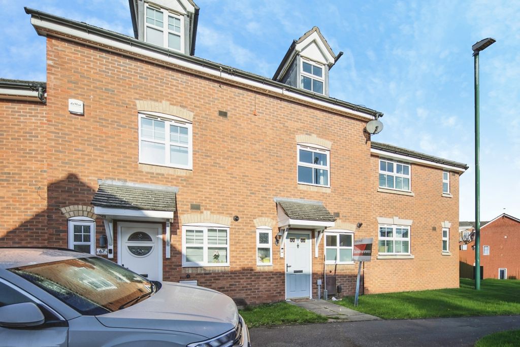 Property photo 1 of 18 Pbox-Img.Jpg