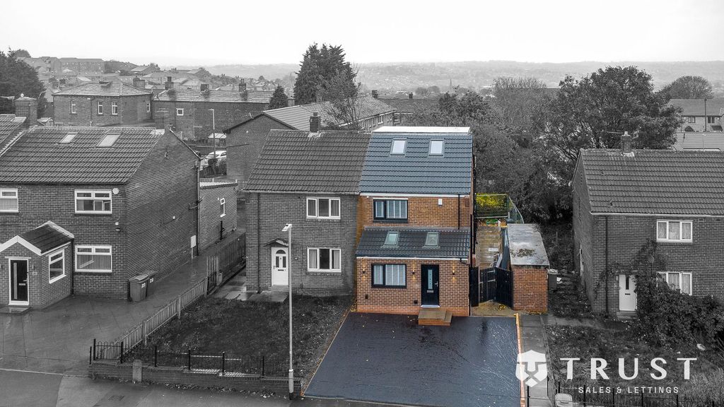 Property photo 1 of 37