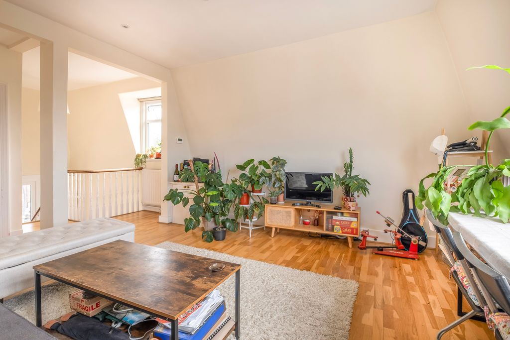 Property photo 3 of 7 2