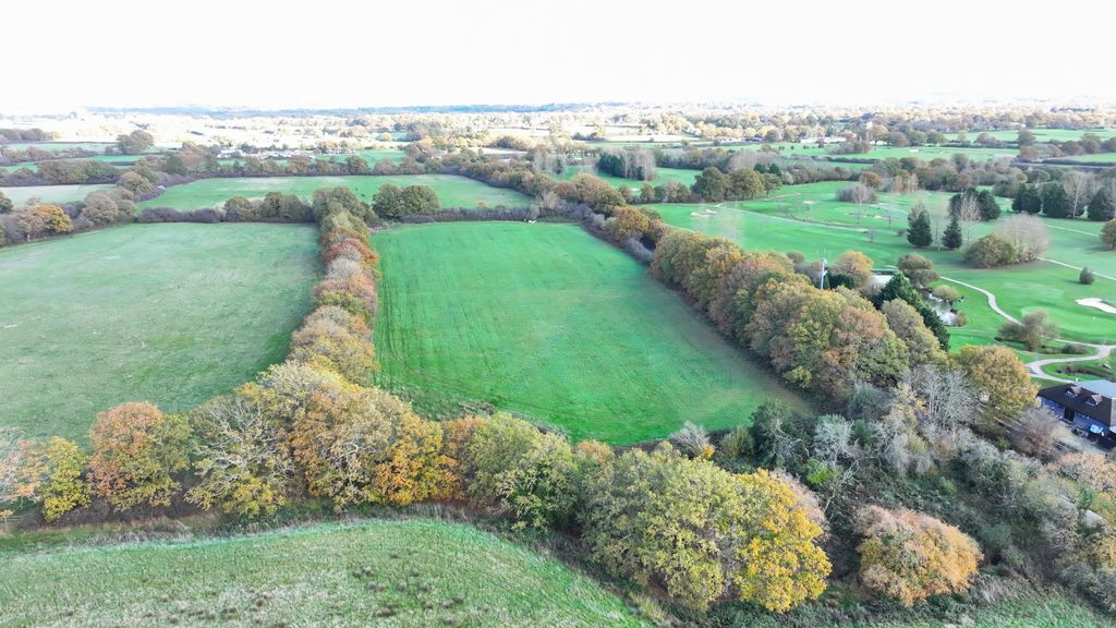 Property photo 1 of 4 Photo 4