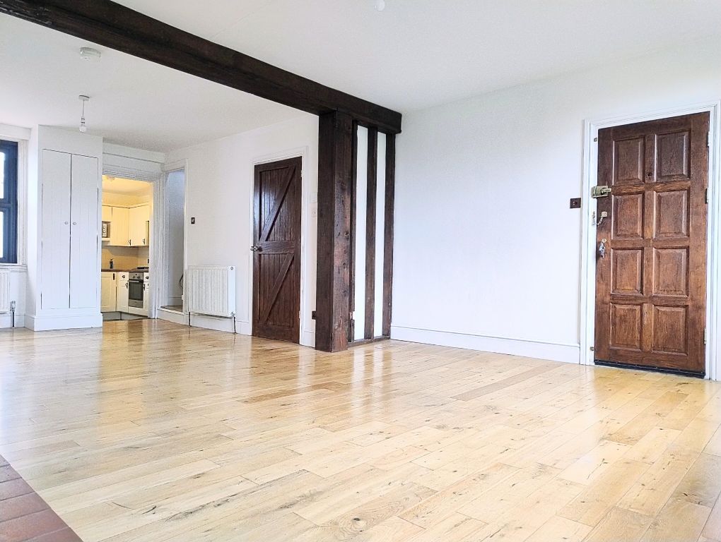 Property photo 2 of 26