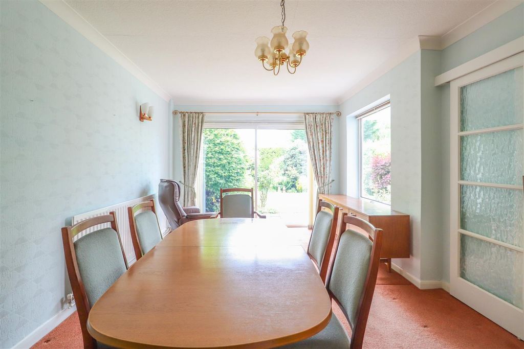 Property photo 2 of 14 Jacklin Drive.Jpg