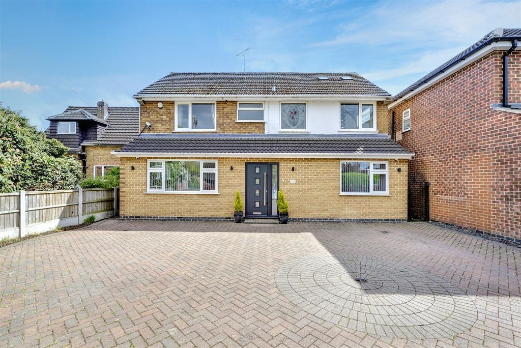 Property photo 1 of 34