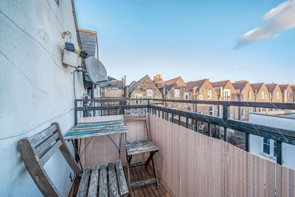 Property photo 2 of 6 1077587 (6)