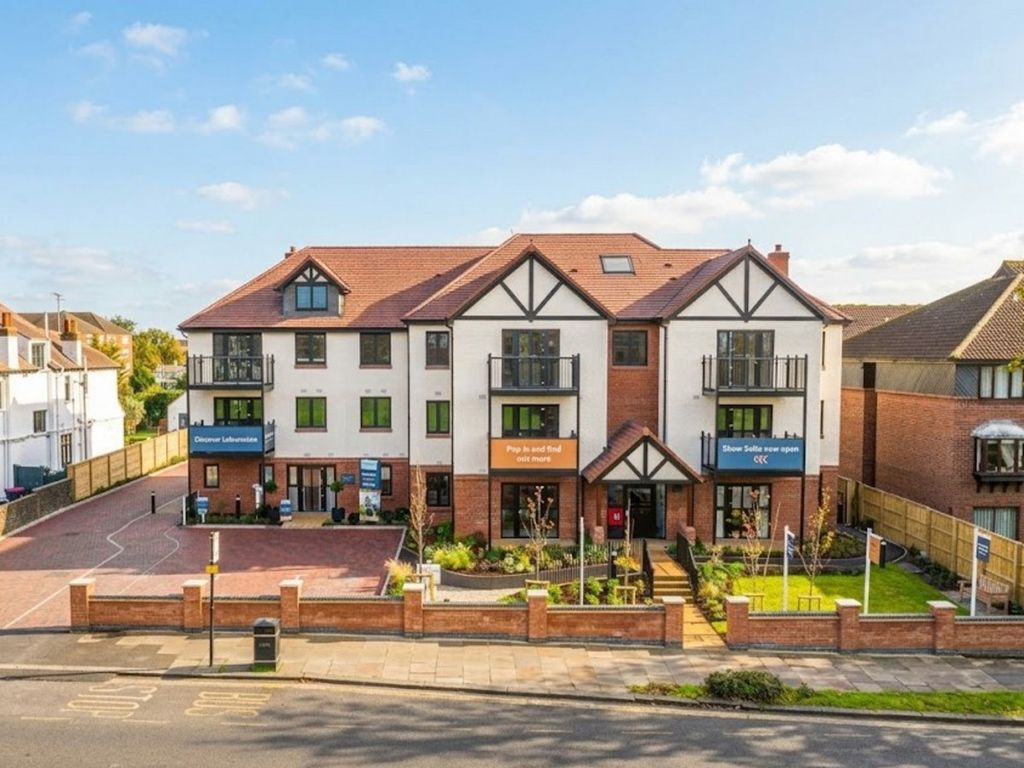 Property photo 1 of 14