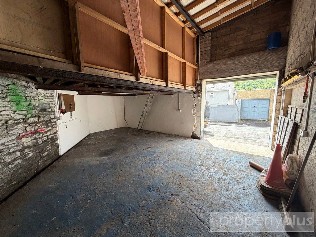 Property photo 1 of 8 Picture No. 02